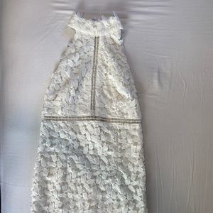 WHITE BARDOT MINI DRESS SIZE 6/small